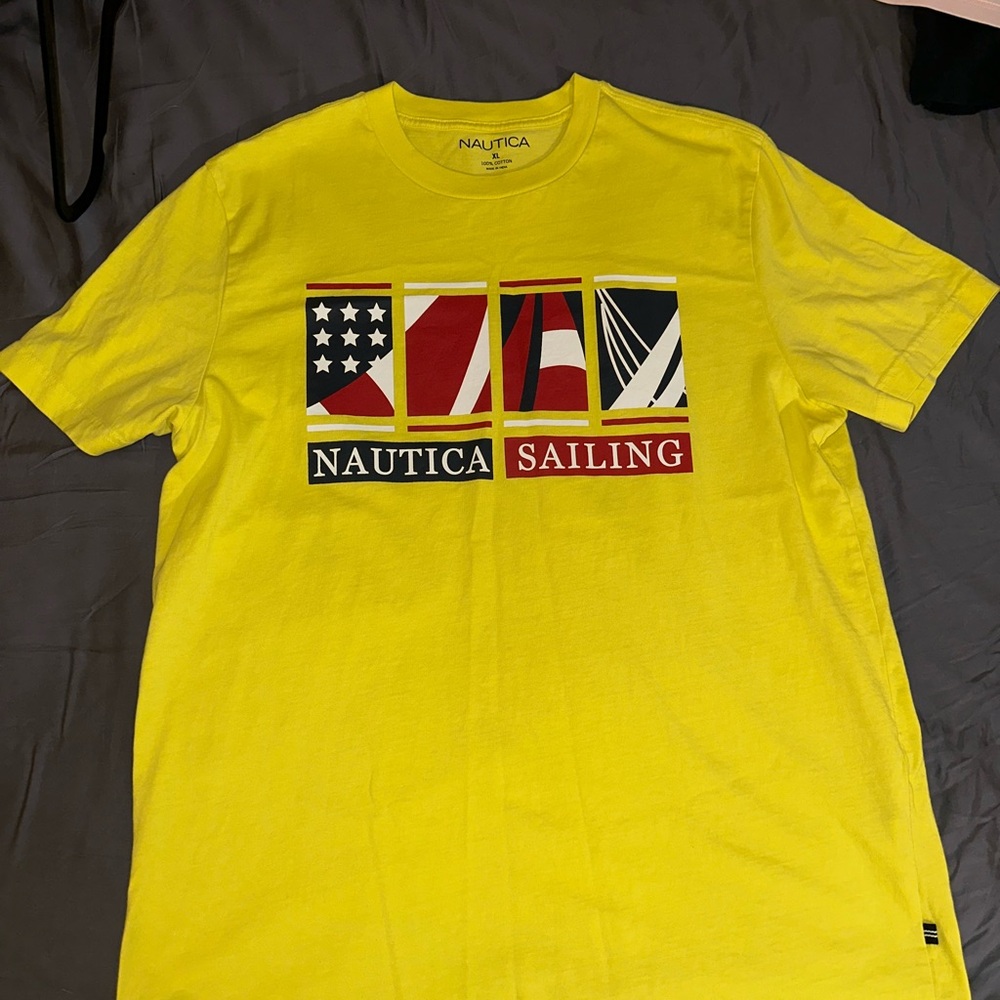 Nautica Men's Yellow Graphic T-Shirt